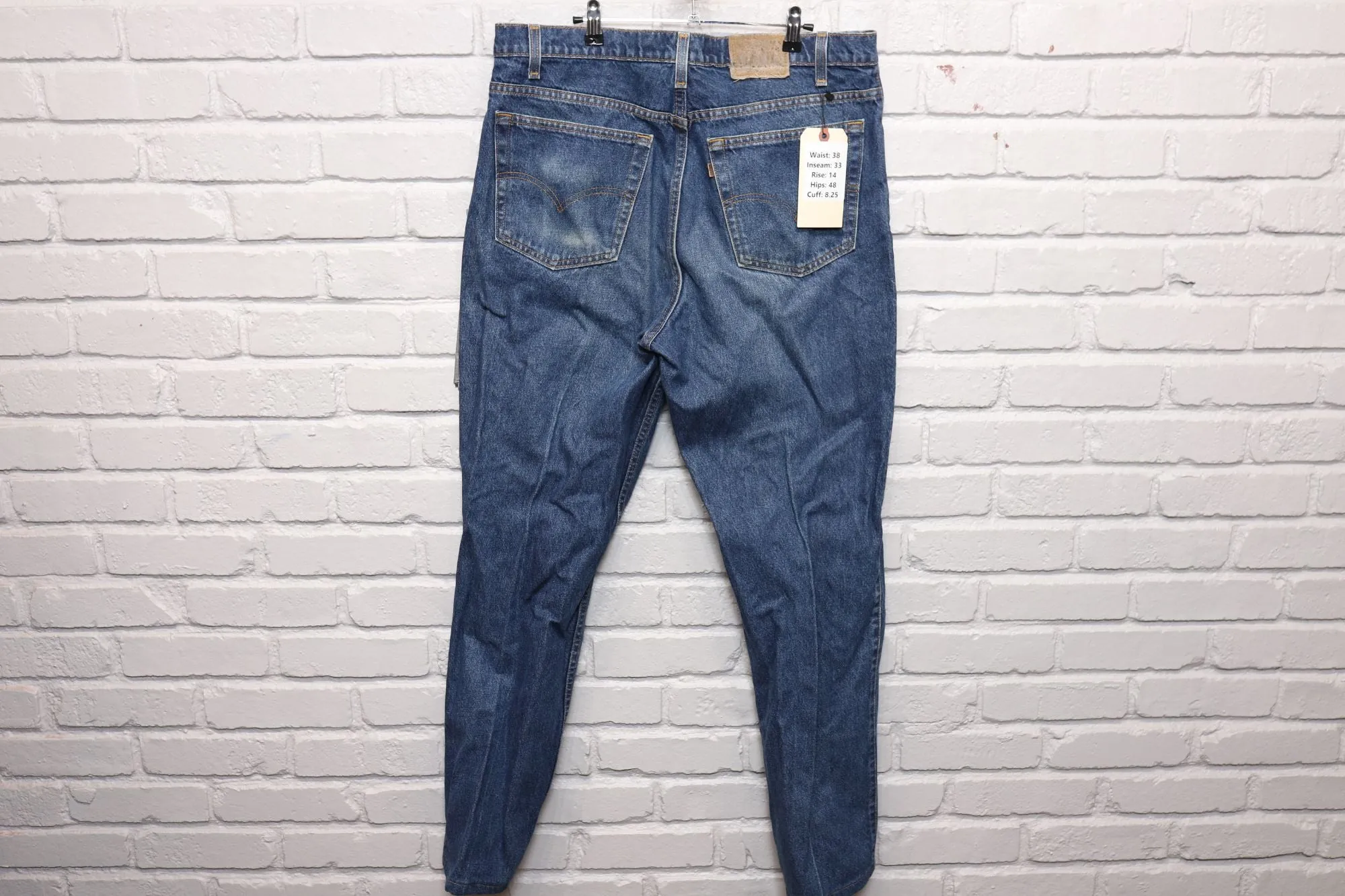 90s Vintage Levi's Relaxed Fit Jeans Size 38/33