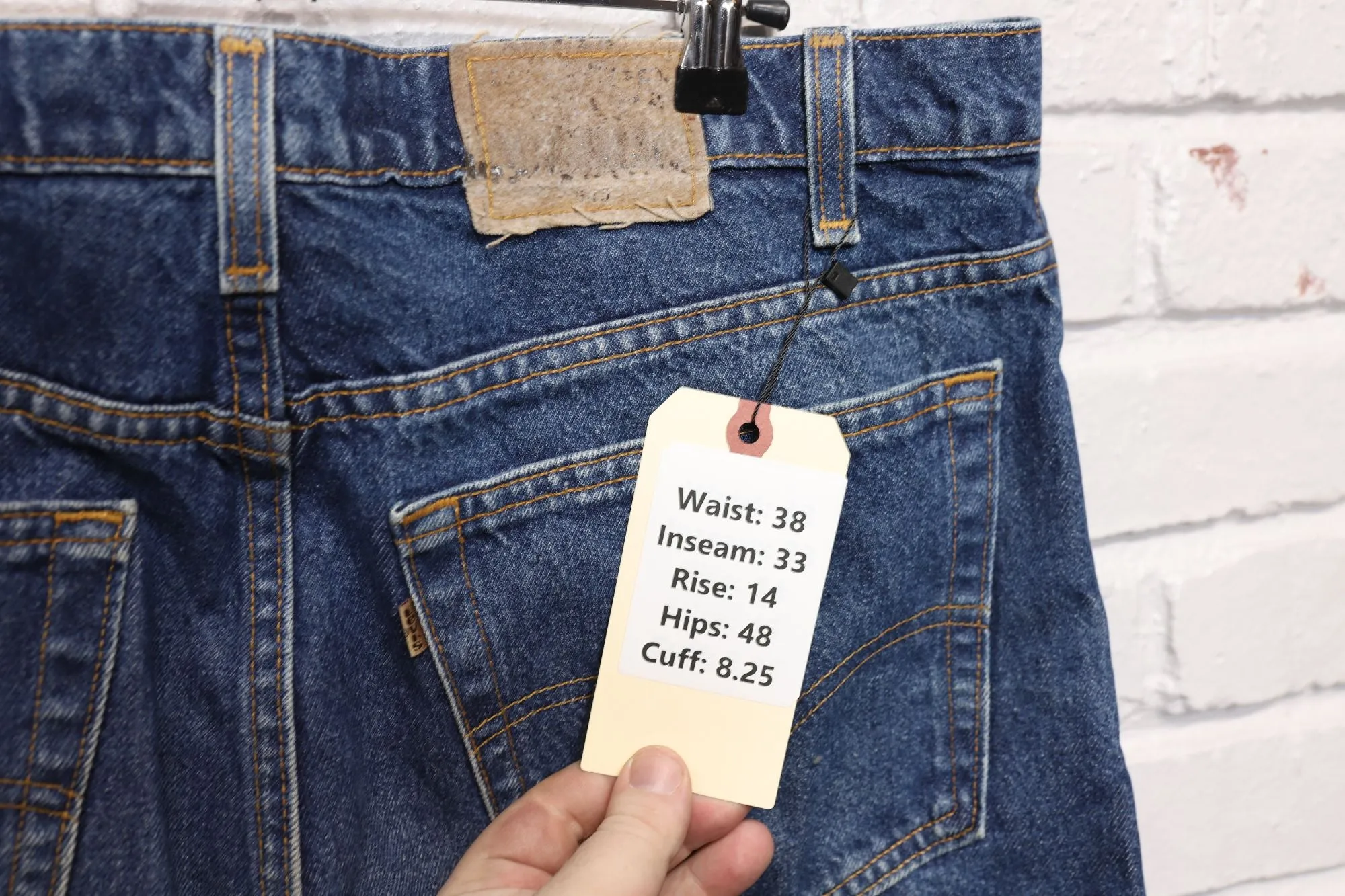 90s Vintage Levi's Relaxed Fit Jeans Size 38/33