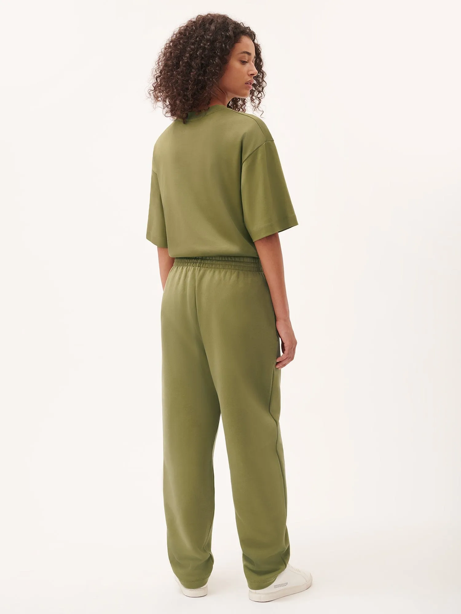 Womens DNA Barrel-Leg Track Pantshighland green